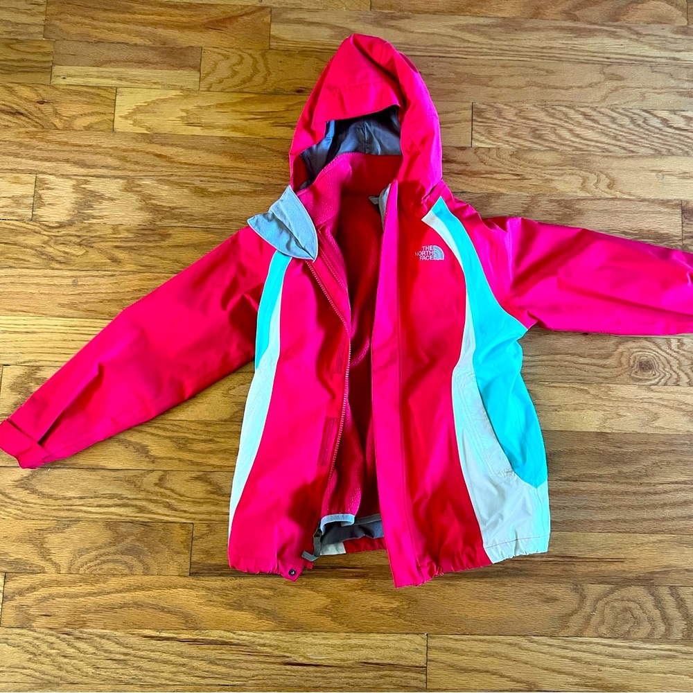 The North Face Girls Tri Climate coat